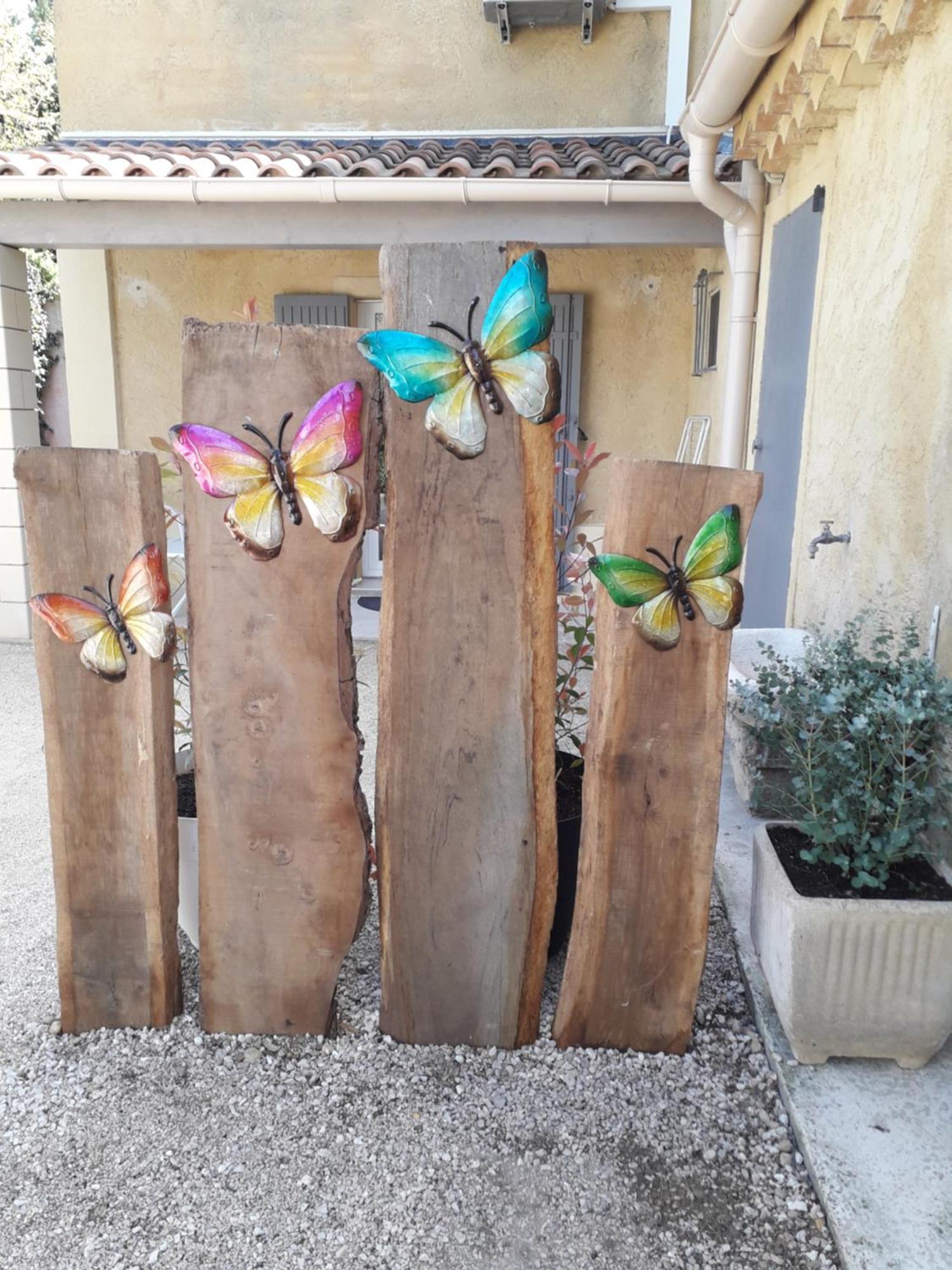 Agreable Studio Pres De St Remy De Provence Eyragues Exterior photo